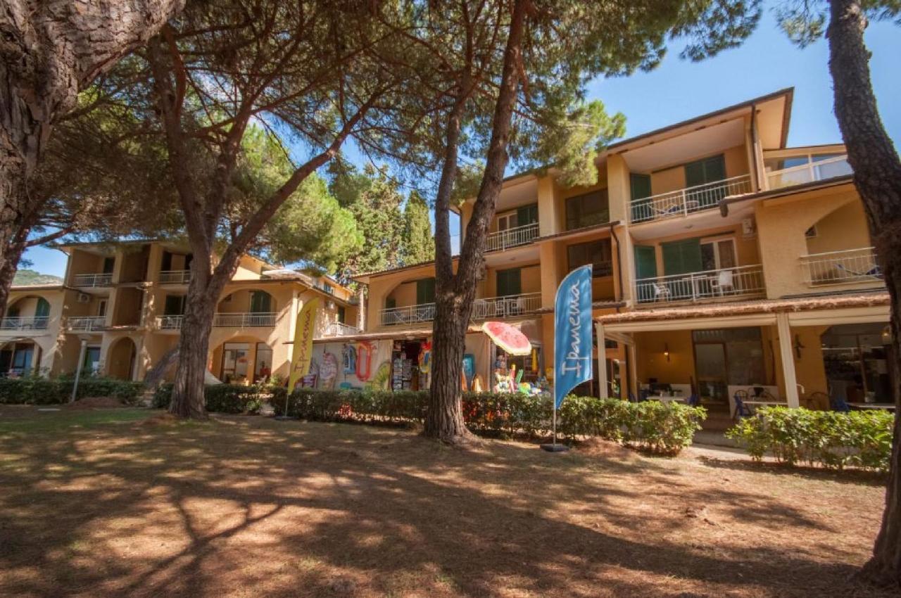 Residence Golfo Della Lacona Exteriér fotografie