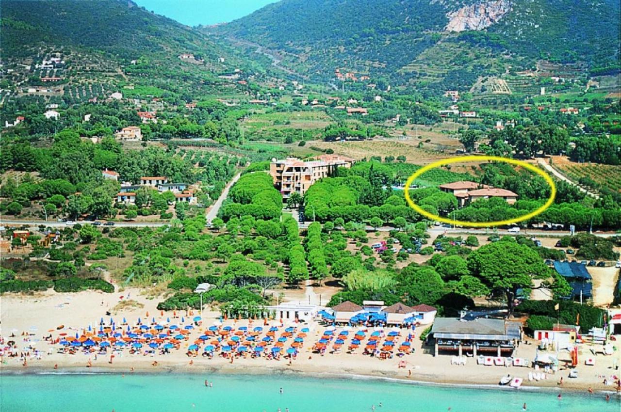 Residence Golfo Della Lacona Exteriér fotografie
